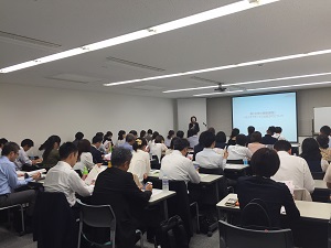 経験豊富な社労士が同一労働同一賃金を説くセミナー、東京・西新橋にて開催