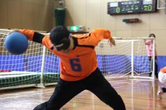 福岡で開催された「ゴールボール大会」に株式会社アソウ・ヒューマニーセンターの社員が出場！